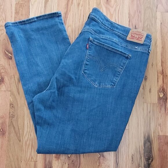 NWT Levi's Medium Wash Midrise Classic Straight Leg Jeans 24W M - Picture 3 of 12
